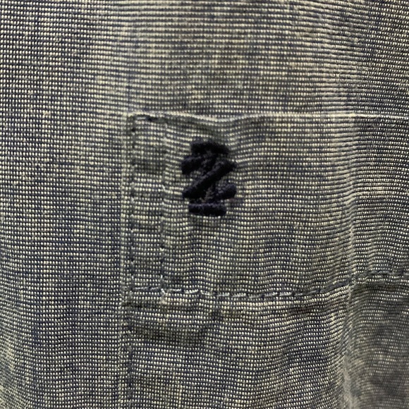 IZOD long sleeve button down Big and Tall - Picture 3 of 4